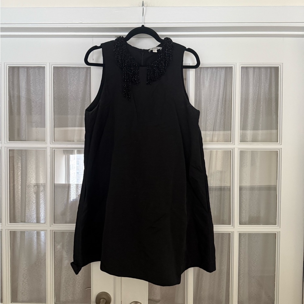 COS Black Sleeveless Beaded Collar Shift Dress